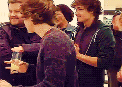 crystalmath:  Harry, Louis, and Liam attempting to dance the