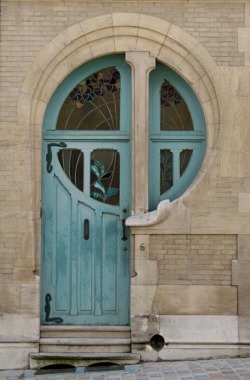 heavvymetalqueen:  sweetvisage:  Art Nouveau Doors (Photos uncredited