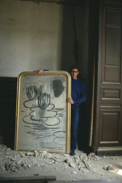 dc-michelle:Yves Saint Laurent photographed by Lord Snowdon,