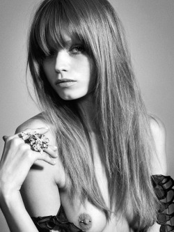thequietfront:  Abbey Lee Kershaw by Sofia Sanchez & Mauro