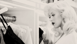 createthislookforless:  Christina Aguilera