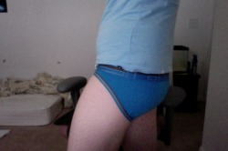 kytastro:  New jock-style briefs.. which are extremely comfy