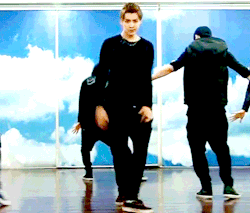 you sexy beast, my kris feels unfgh *^* sexual frustration to