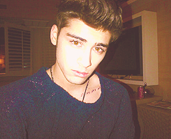 zaynandharrys-deactivated201412:  Anonymous asked: Zayn or Harry?