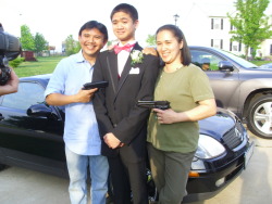 thecrazyfilipino:  my parents and my date for prom hahaha 