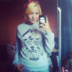 rampantintellectual:  Woooo new jumper! So comfy man #me #johnnycupcakes