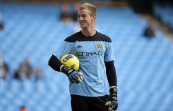 laauureen-mcfc:  struggling to understand why joe hart is aloud