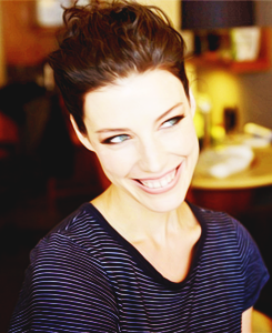 evacampbells:  Jessica Pare getting ready for the 2012 Met Gala. 