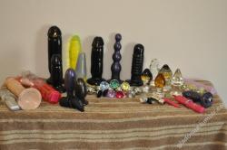 giadonna:  I know you wanted to see my toy collection. Pretty