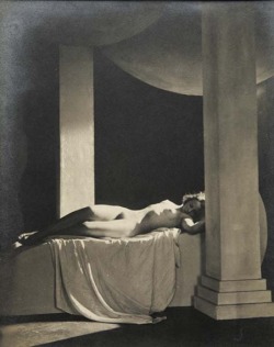 annasintervals:  Frantisek Drtikol   Untitled (odalisque) 1930