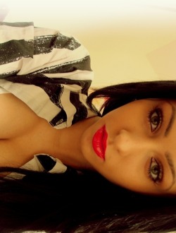  tilts head sideways :|  nothing like rosy red lips 8)