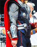 zionnezz:  luciusa:   9 photos of Thor’s arms - asked by no