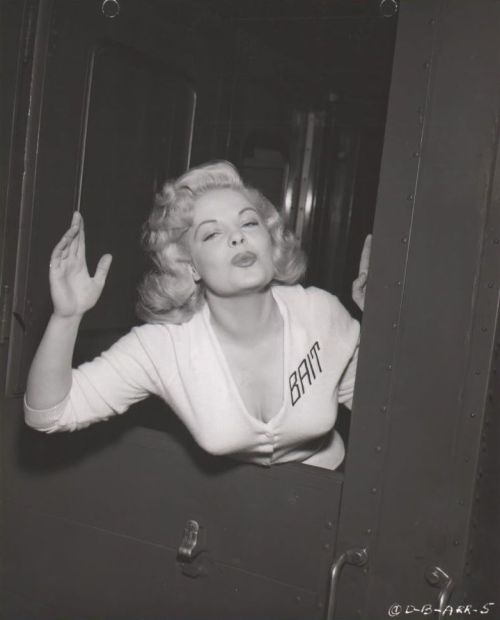 jeanjeanie61:  Cleo Moore http://www.listal.com