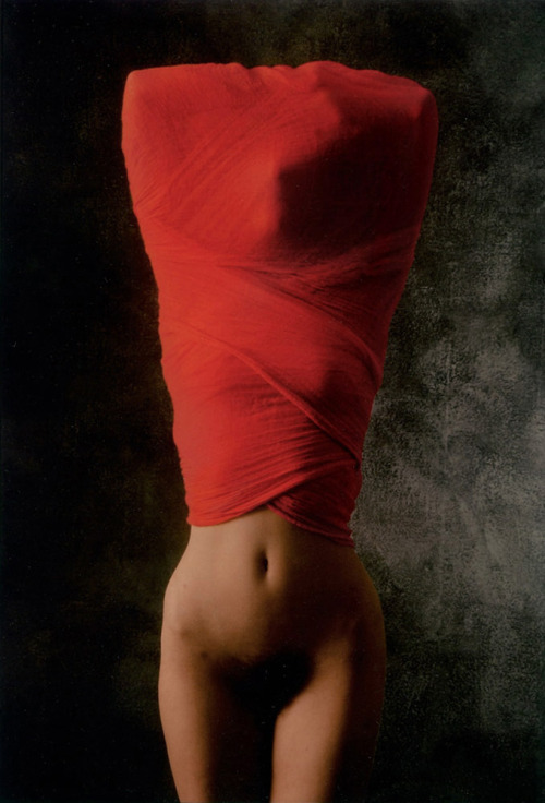 underview: regardintemporel:  Christian Vogt - Red Series, 1976-1977 