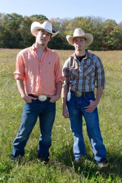 manstalker:  TWO CUTE STRAIGHT REDNECK BOYS OUT IN AN OPEN FIELD