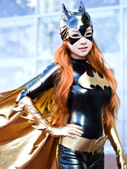 captainsblog1701:  Batgirl Bishoujo Cosplay by *VampBeauty