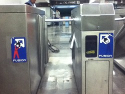 luonnotar:  Meanwhile en el metro Patriotismo de la Ciudad de