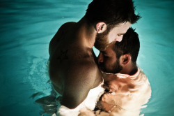 hotgaycouples:  Underwater Love. 