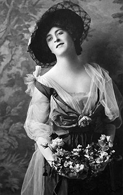 synekdokee:  alittlebitontuesdays:  blktauna:  jerkstorecalling:   F. Scott Fitzgerald in drag for the Princeton Triangle Club, 1915-1916. And because he was such a free bitch, he was voted most beautiful Show Girl for the play “The Evil Eye” which