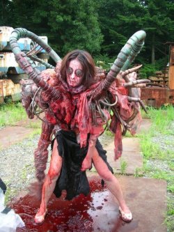 cancercancercancercancer:  Awesome Costume!!  