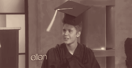 Graduating Bieber going under. hypnolad:  yes it is soo hypnotizingâ€¦. 