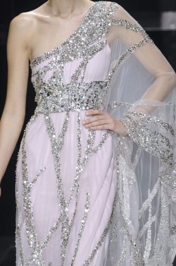 emilieae:  wink-smile-pout:  Elie Saab Haute Couture Spring 2007