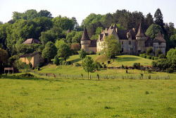 bluepueblo:  Countryside Castle, Dordogne, Aquitane, France photo
