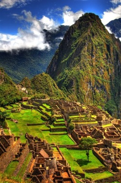 bluepueblo:  Lost City of the Incas, Peru photo via albert 