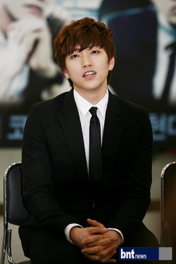 aviateb1a4:  [PIC/PRESS] 120529 Our “Joo Bong” (Sandeul)