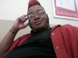 Chillin’ in the breakroom.