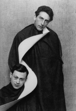 disorienteddreams: Man Ray - Jean Cocteau et Tristan Tzara (1922)