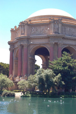 imcareagain:  aw, sf  This is a view of the Palace of Fine Arts