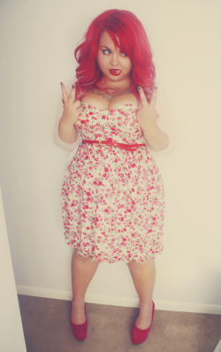 misshayleybee:  This is how I feel today :)Dress like a doll,