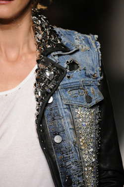 stay-flout:  Balmain SS 2011. Details More Fashion Posts here: