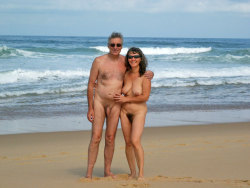 nudecouples.tumblr.com/post/25219386705/