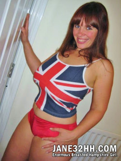 jane32hh:  Ok, so I’m hardly your typical Royalist but I have