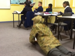bruce-will-i-is:  I am camouflaging into the class no one even