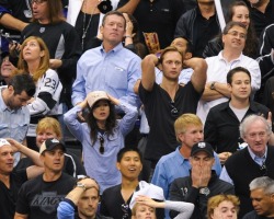 luciwithani:  Ellen Page and Alexander Skarsgard going to hockey