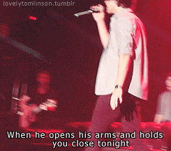 lovelytomlinson:  Harry replaces the lyrics to “More Than This”