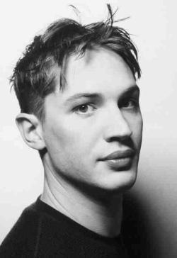 Tom Hardy early in his career.  Those lips!  Those eyes! …