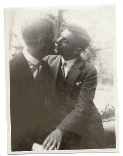 antique-erotic:  raymondduncan:  vintagegaymales:  Romance! 