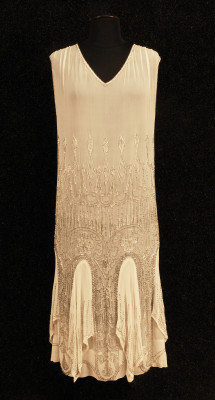 omgthatdress:  Dress 1920s Whitaker Auctions 