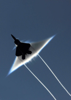 rcruzniemiec:  breaking the sound barrier  