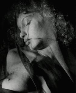 lamelancoly:  © Alexander Hackenschmidt - Maya Deren, 1943 