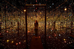 ruineshumaines:  Fireflies on the Water (2002), by Yayoi Kusama.