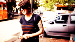 headonmypillow:  47/50 pictures of Tegan and Sara in stripes