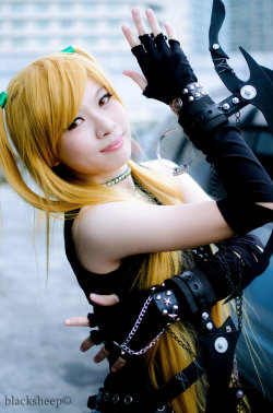 imaginarytomodachi-cosplay:  Misa Amane by ~oOoAKABANEoOo 