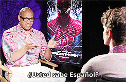  Andrew speaks (broken) Spanish. [x] “Do you know Spanish?”“Yes,