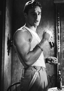  Marlon Brando in A Streetcar Named Desire (1951) 