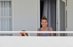 fashionqueenmiley:  Miley and Cheyne on the balcony..lol Cheyne